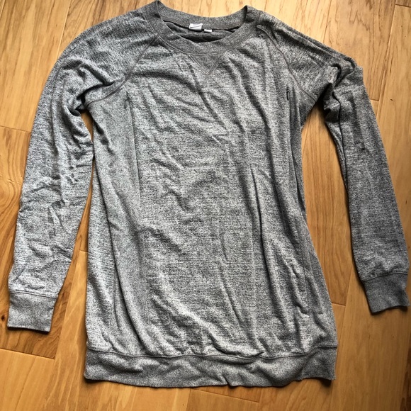GAP maternity nursing sweatshirt , M - Picture 3 of 10